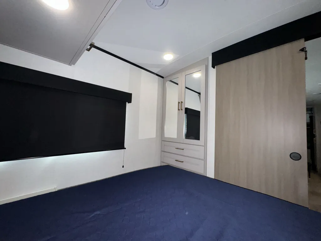 2027 Jayco Jay Feather 29BHB, Photos photo 17