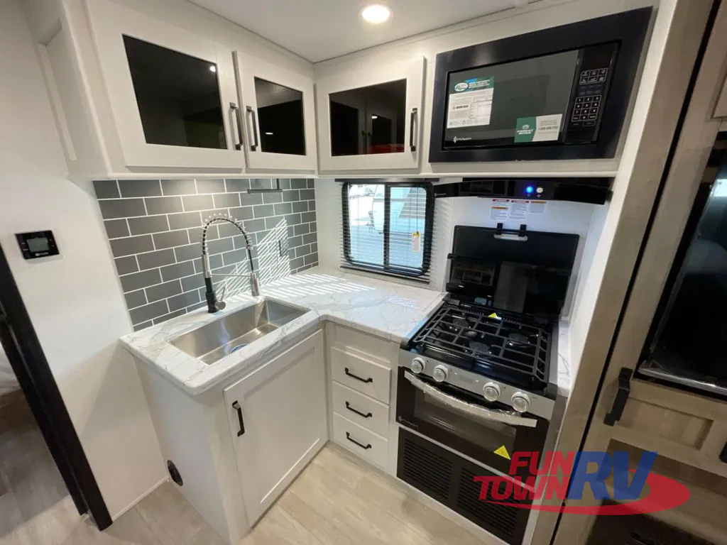 2026 Forest River Solaire 2430BHS, Photos photo 13
