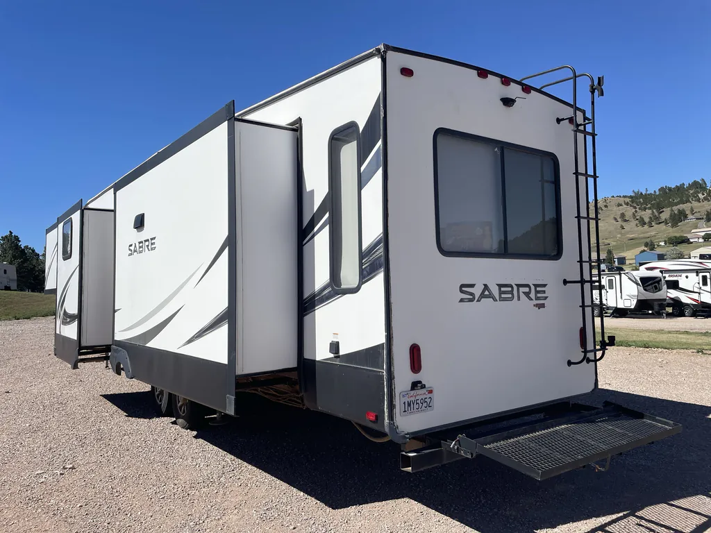 2019 Forest River Sabre 36BHQ, Photos photo 32