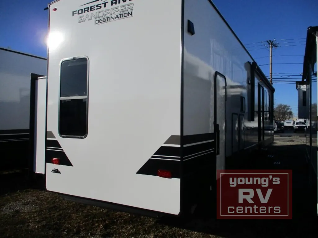 2025 Forest River Sandpiper Destination Trailers 400BH, Photos photo 6