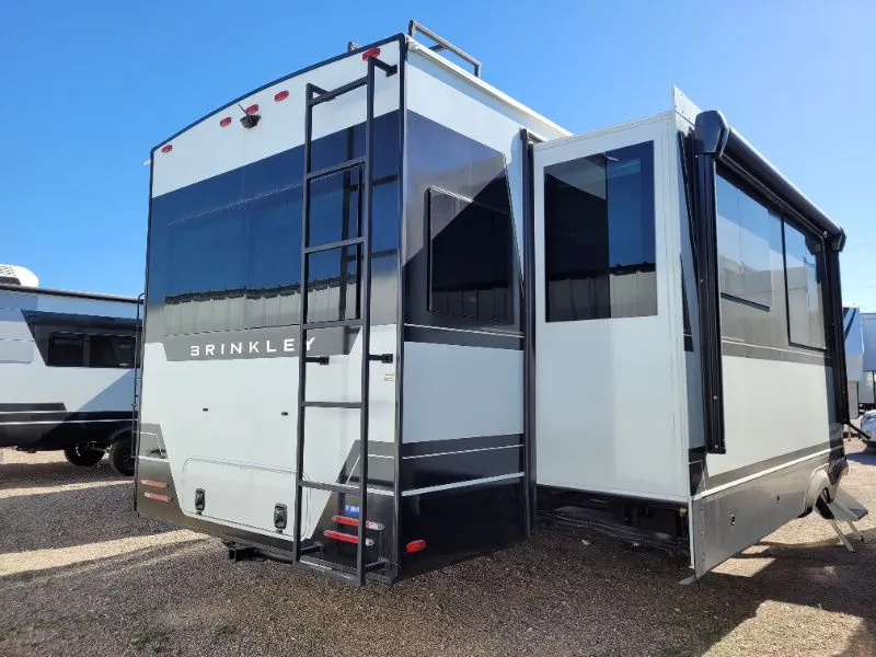 2026 Brinkley Model Z AIR 297, Photos photo 3