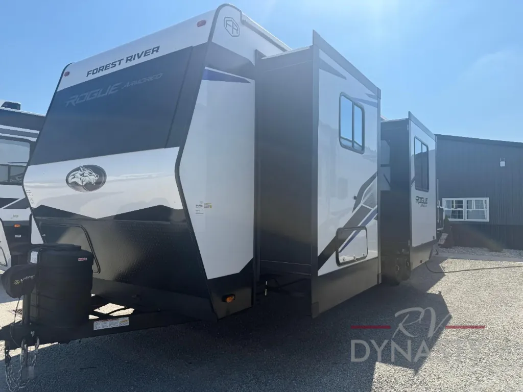 2026 Forest River Vengeance Rogue Armored 32L132, Photos photo 3