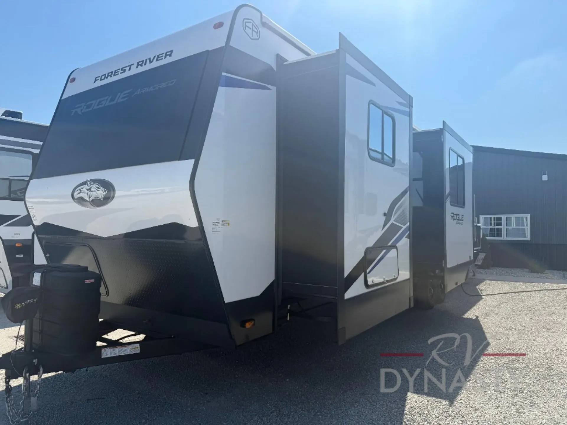 2026 Forest River Vengeance Rogue Armored 32L132 - Photo 3