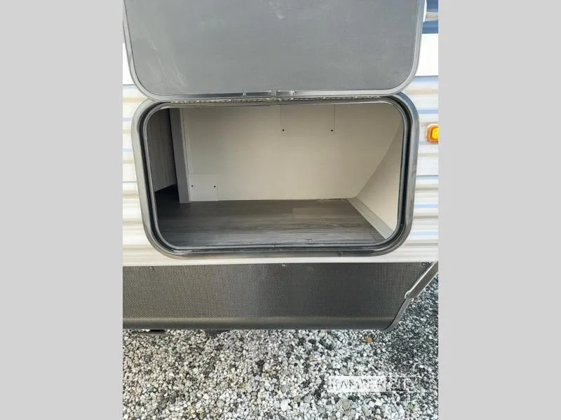 2026 Coachmen Catalina Legacy Edition 303RKDS - Photo 4