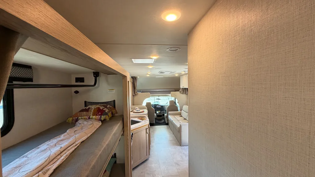 2026 Thor Motor Coach Freedom Elite 31FE, Photos photo 24