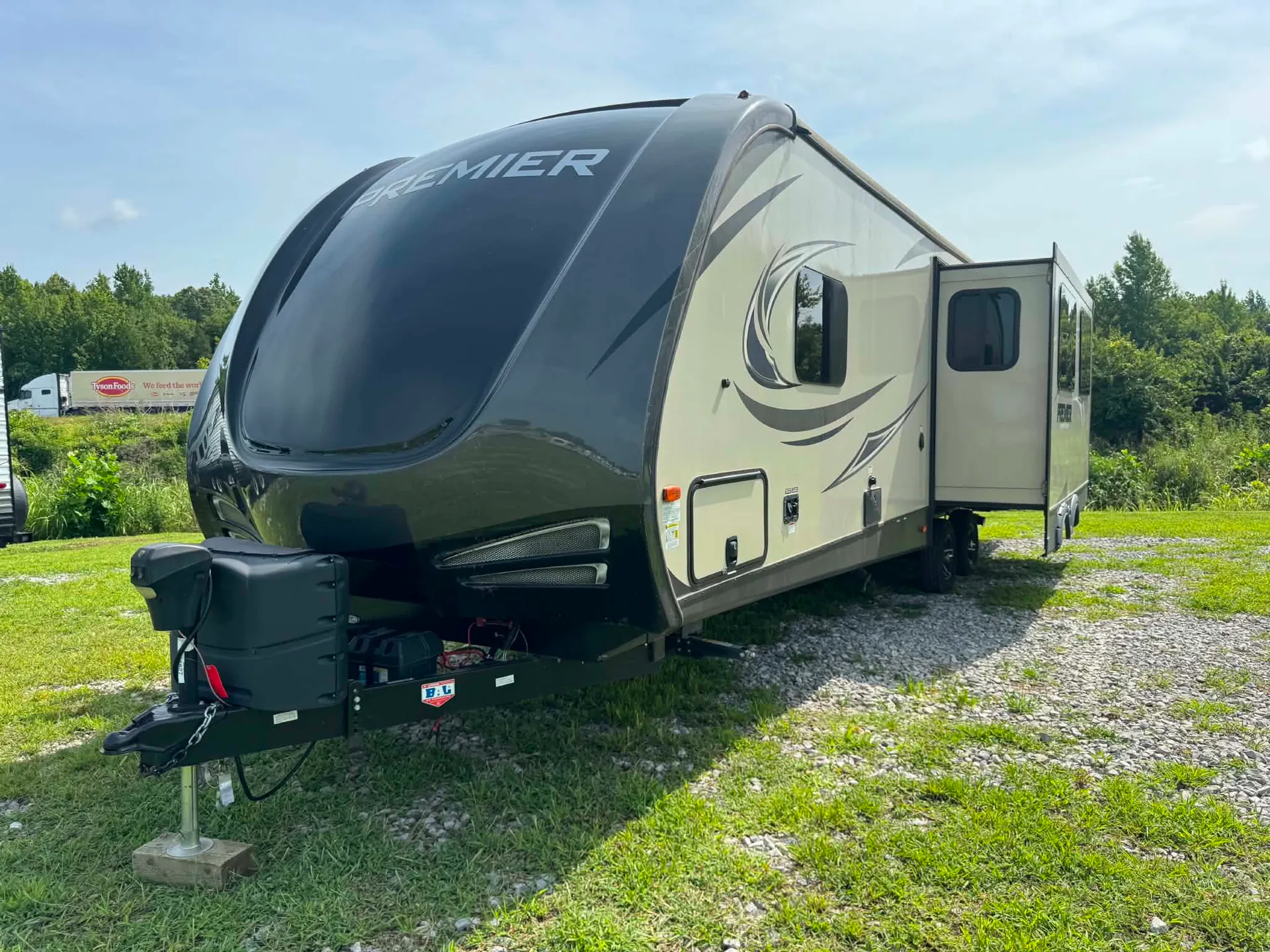 2018 Keystone Premier 29RKPR - Photo 3