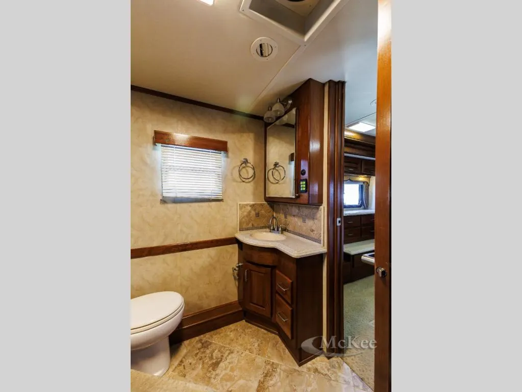 2009 Holiday Rambler Scepter 42DSQ - Photo 4