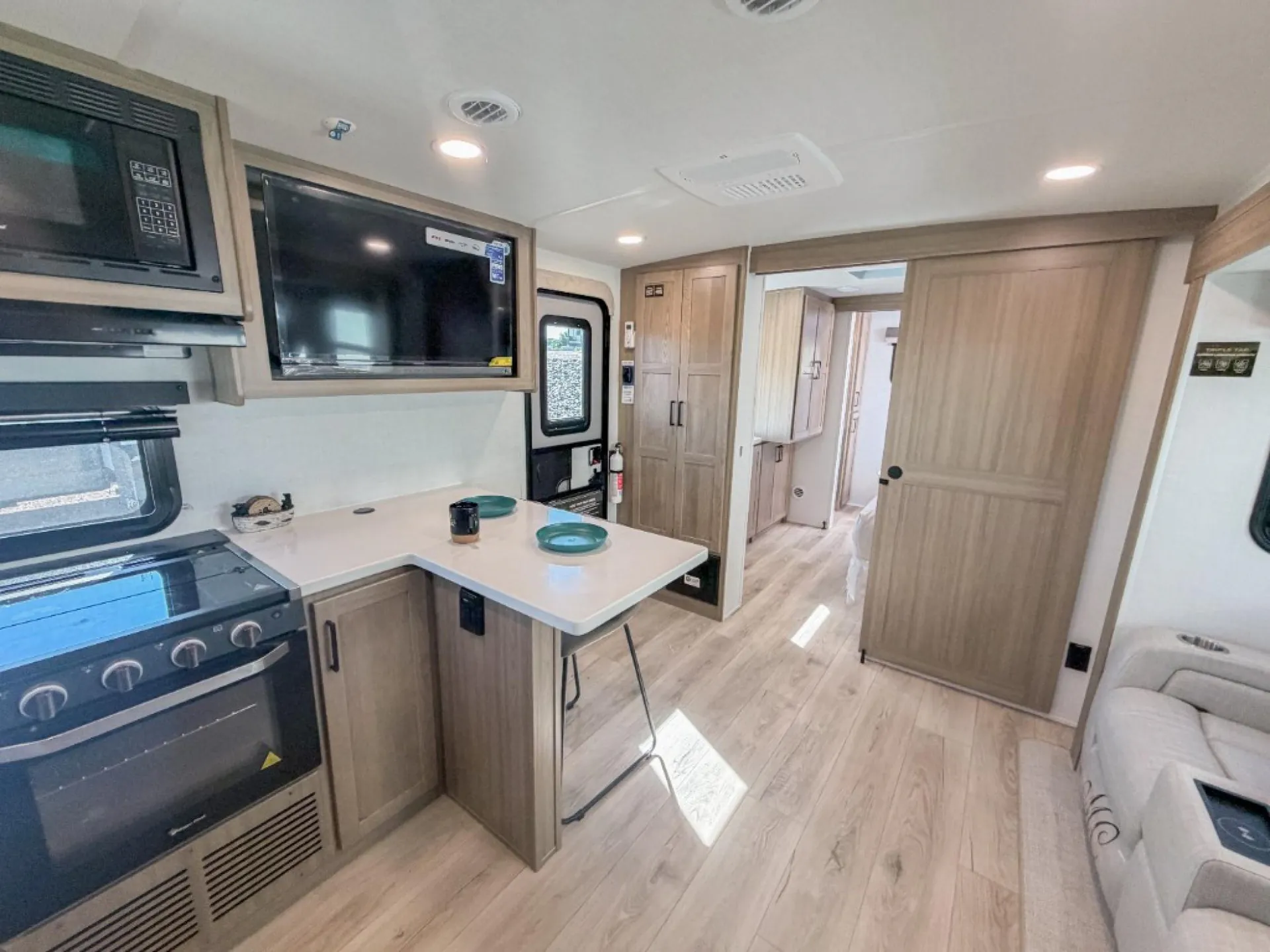 2027 Forest River Rockwood Mini Lite 2523MBR — Photo 6