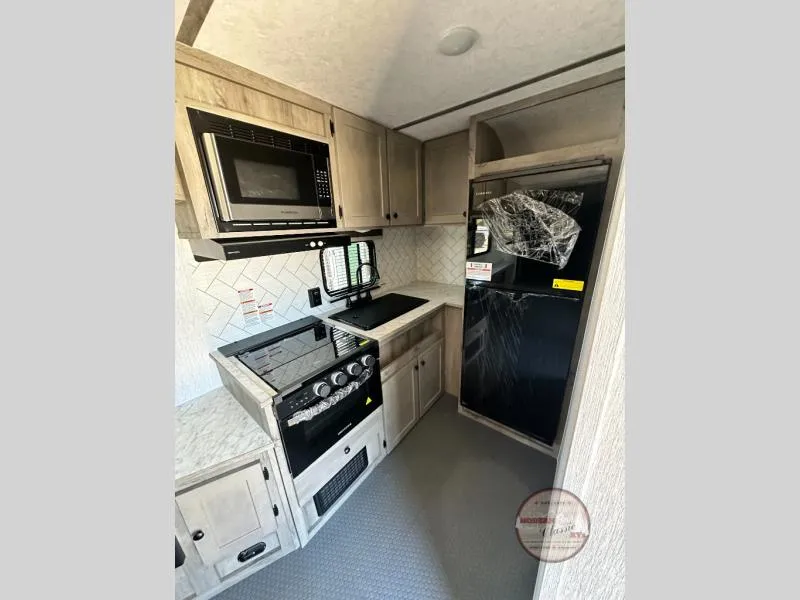 2026 Sunset Park RV Sun Lite 18TH - Photo 2