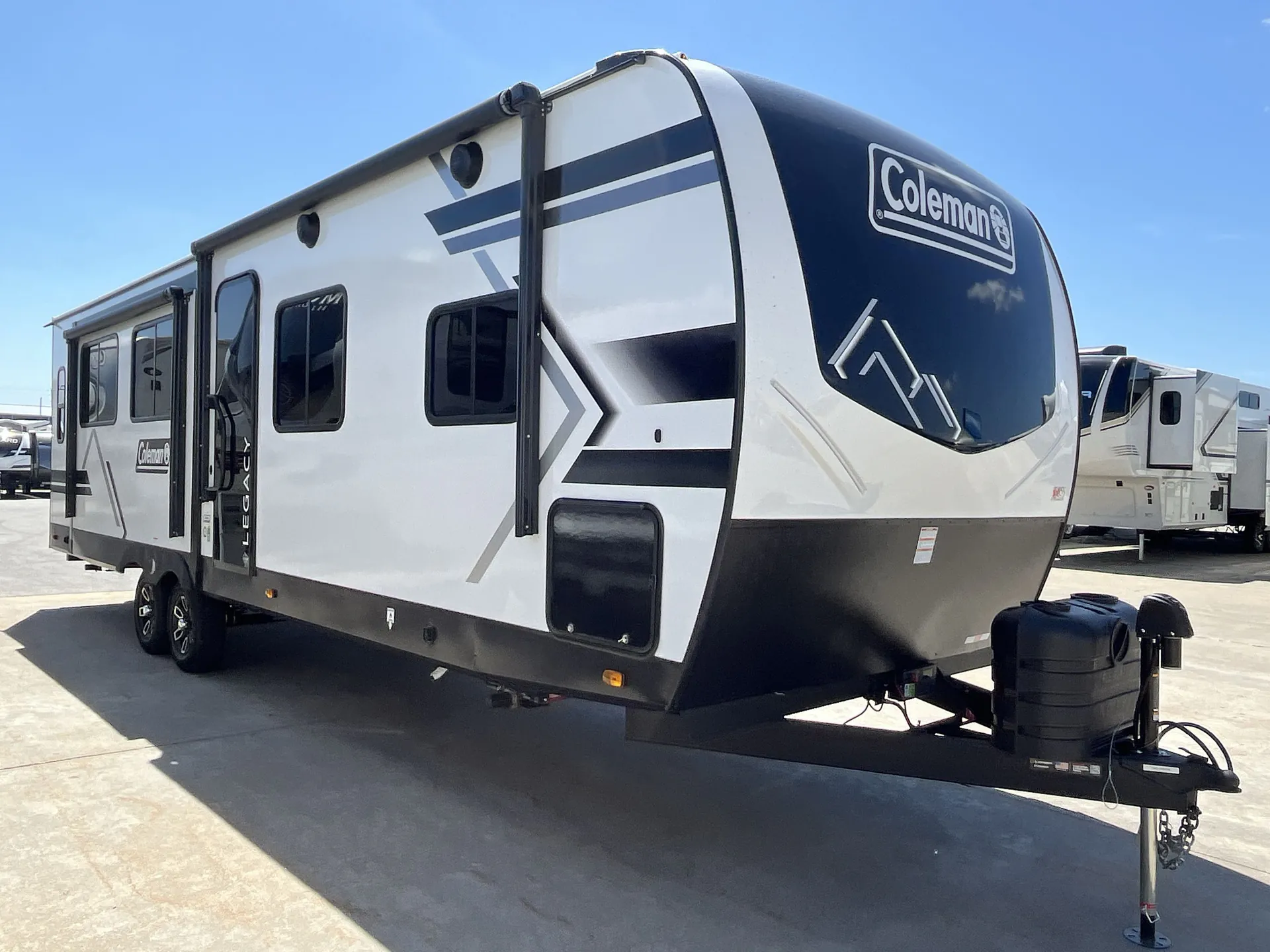 2026 Keystone Coleman Legacy 2950RL - Photo 2