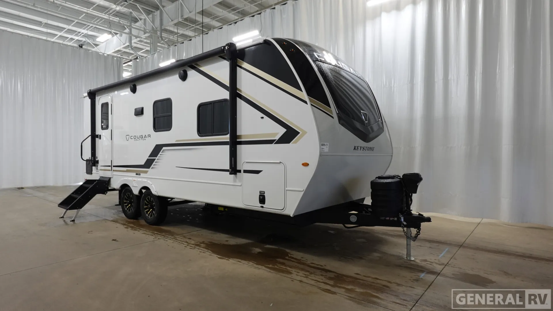 2026 Keystone RV Cougar Half-Ton 22RBS - Photo 2