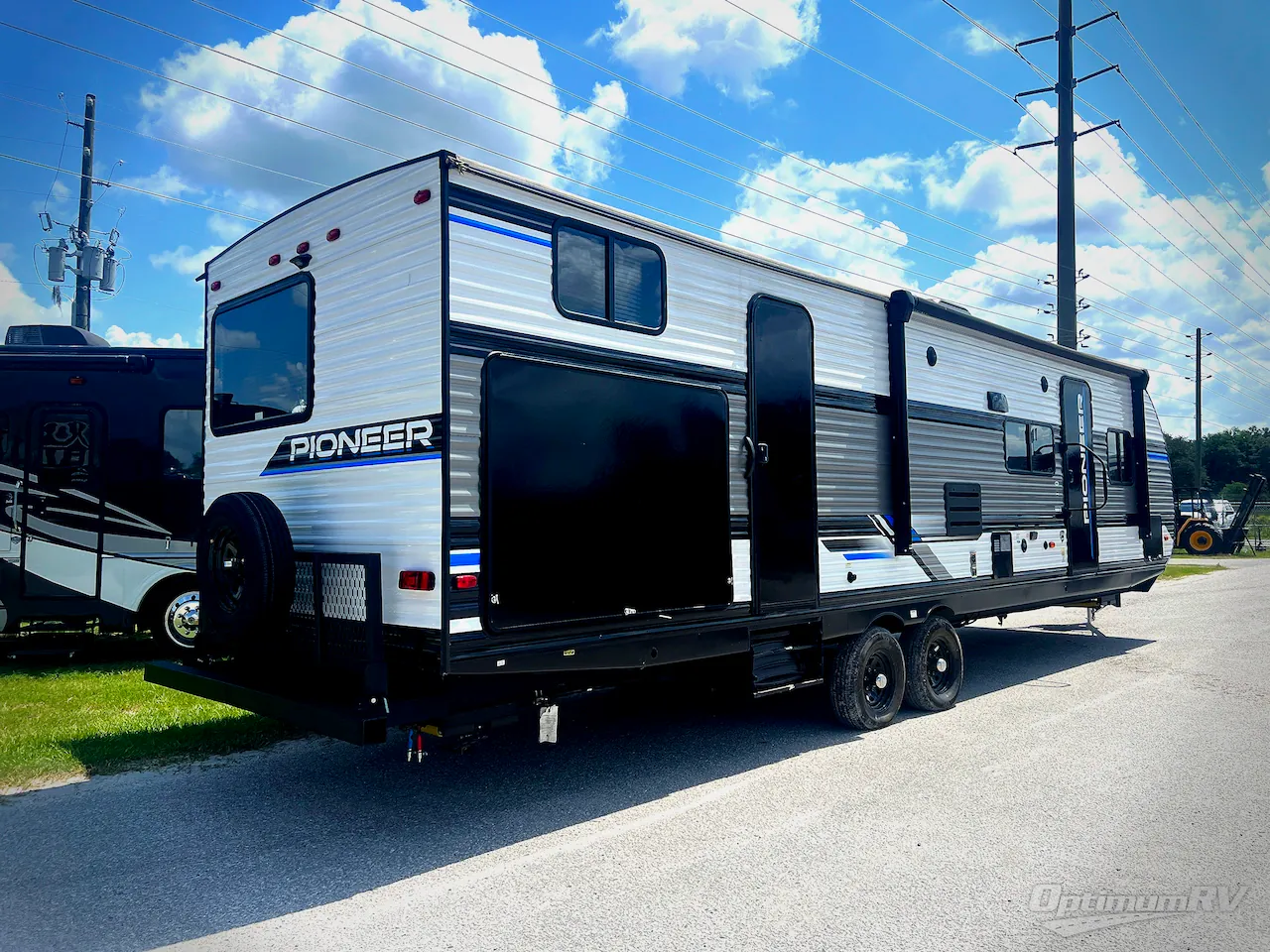 2024 Heartland Pioneer DS320 - Photo 4