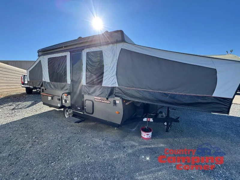 2023 Forest River Rockwood Freedom 2318G - Photo 2