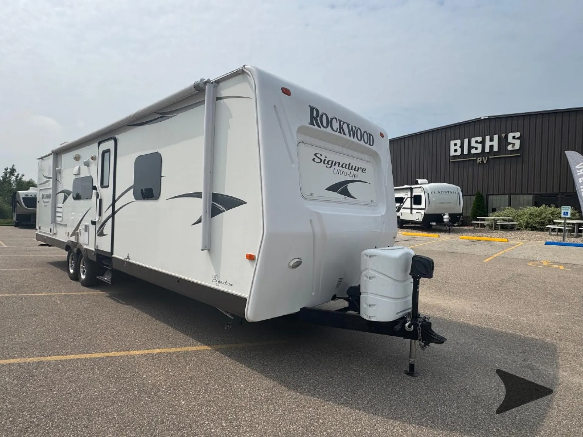 2014 Forest River Rockwood Signature Ultra Lite 8293RKBS - Photo 3