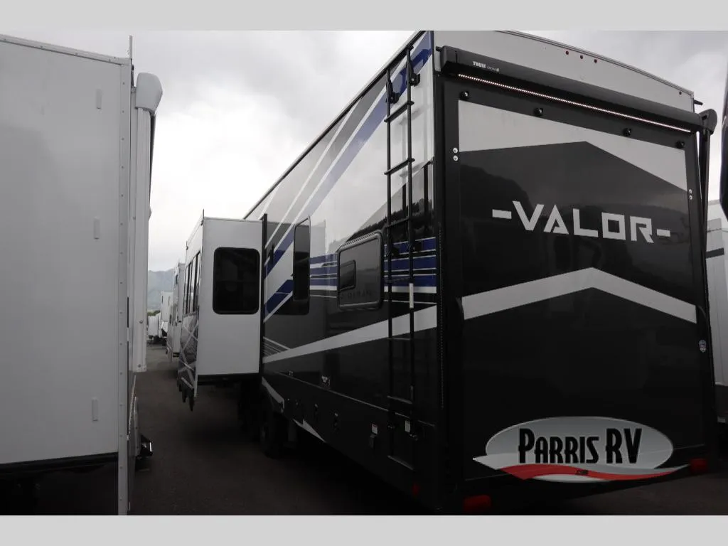 2026 Alliance RV Valor 44V14 - Photo 4