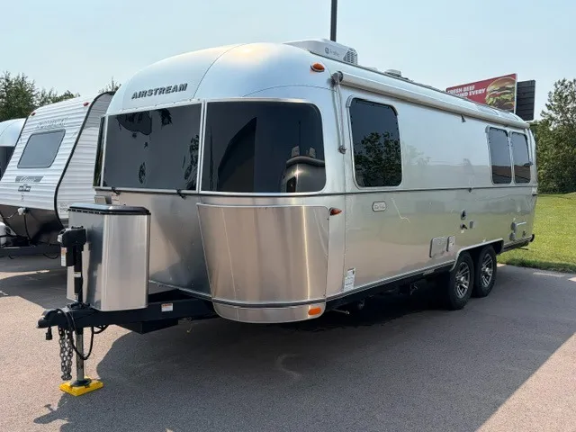 2024 Airstream Trade Wind 25FB - Photo 4