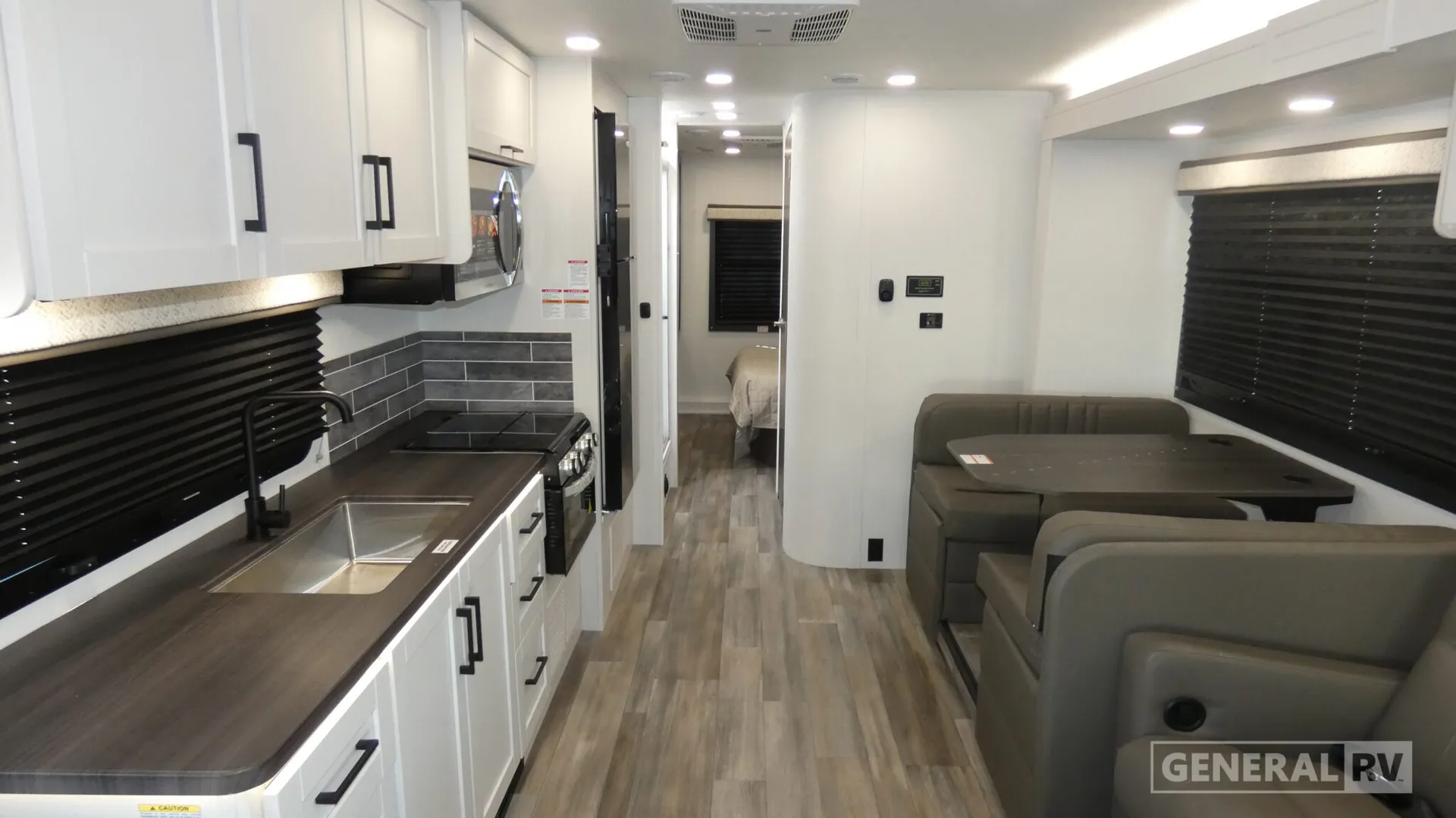 2026 Entegra Coach Odyssey 29V - Photo 3