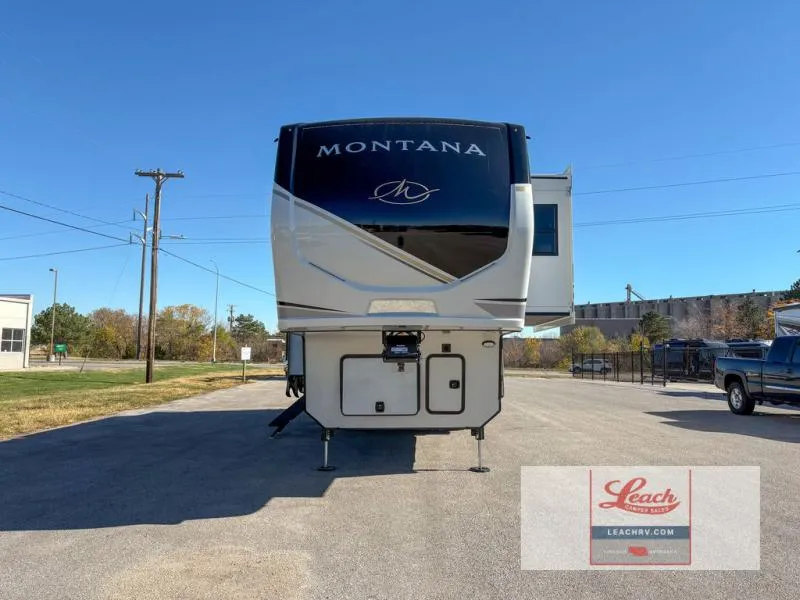 2025 Keystone Montana 3123RL - Photo 3