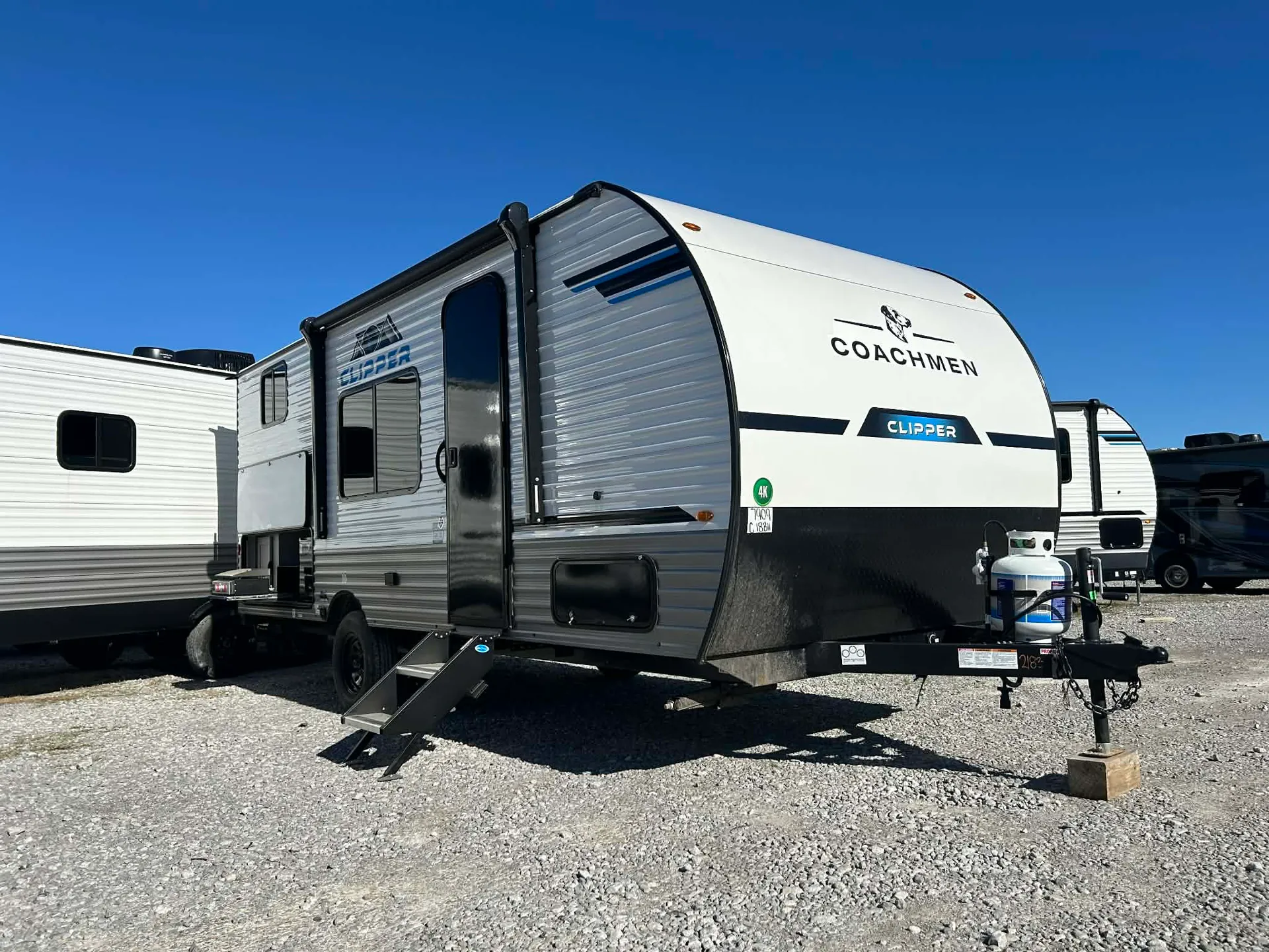2026 Coachmen Clipper 18BH - Photo 2