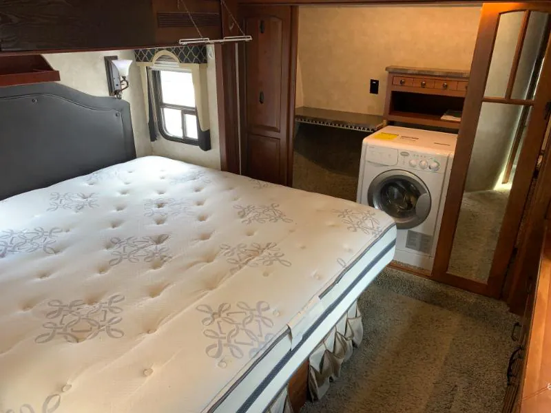 2014 Keystone Montana 3100RL, Photos photo 32