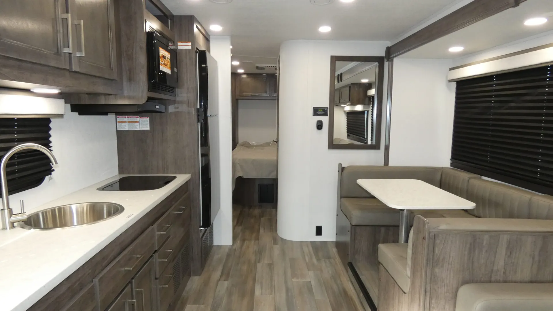 2026 Entegra Coach Odyssey 29K - Photo 3