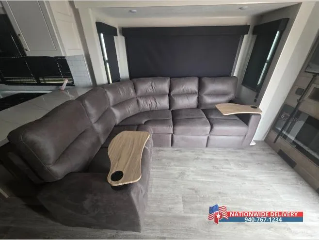 2026 Jayco Eagle 365UKTS - Photo 3