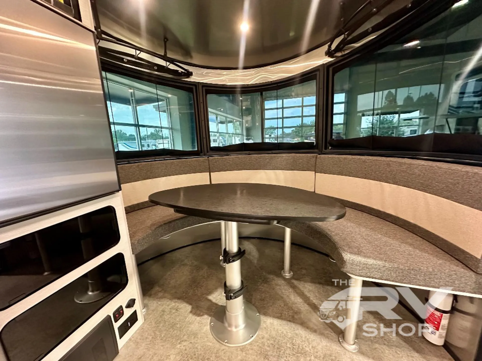 2025 Airstream Basecamp 20XE - Photo 4