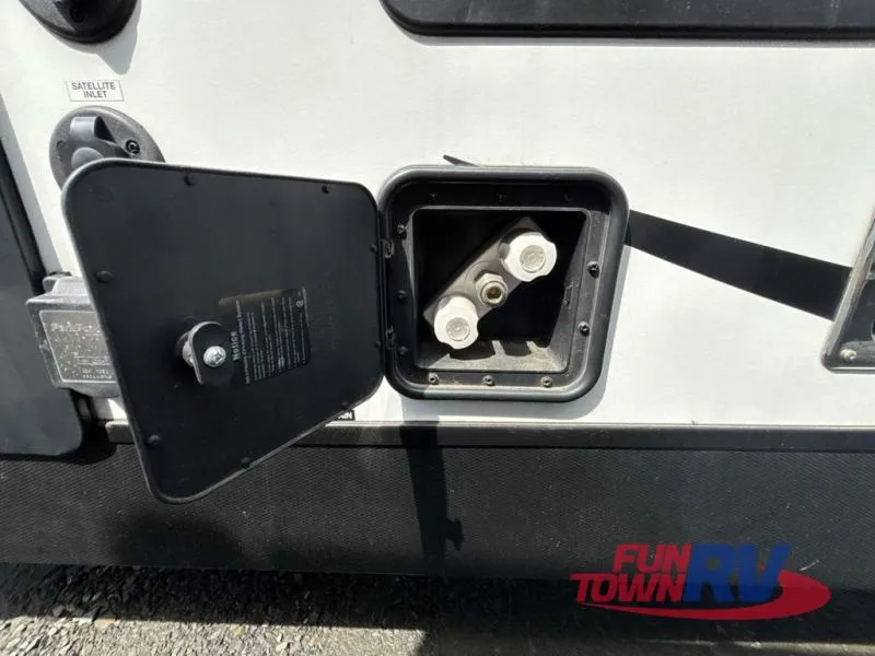 2019 Forest River RV XLR Hyper Lite 19HFS - Photo 4
