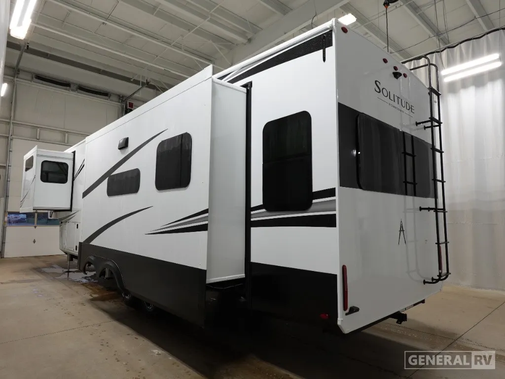 2026 Grand Design Solitude 370DV - Photo 4