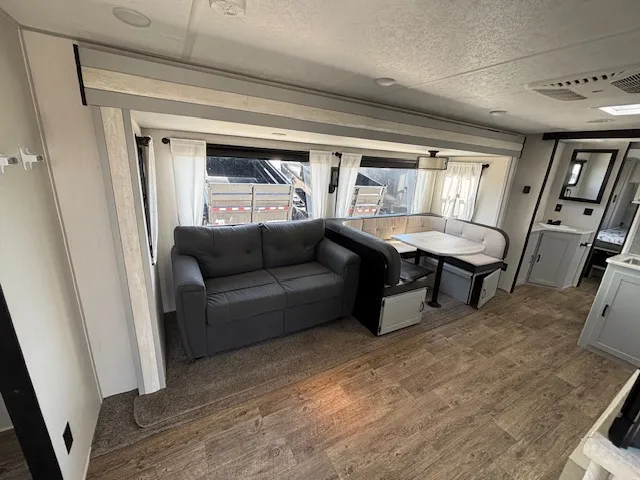 2022 Forest River Vibe 28BH, Photos photo 14