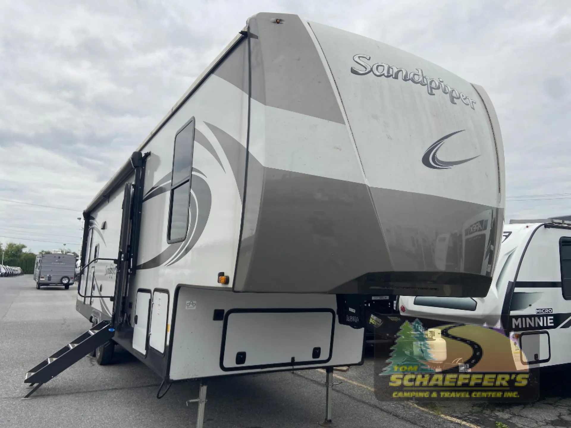 2023 Forest River Sandpiper 3330BH - Photo 3
