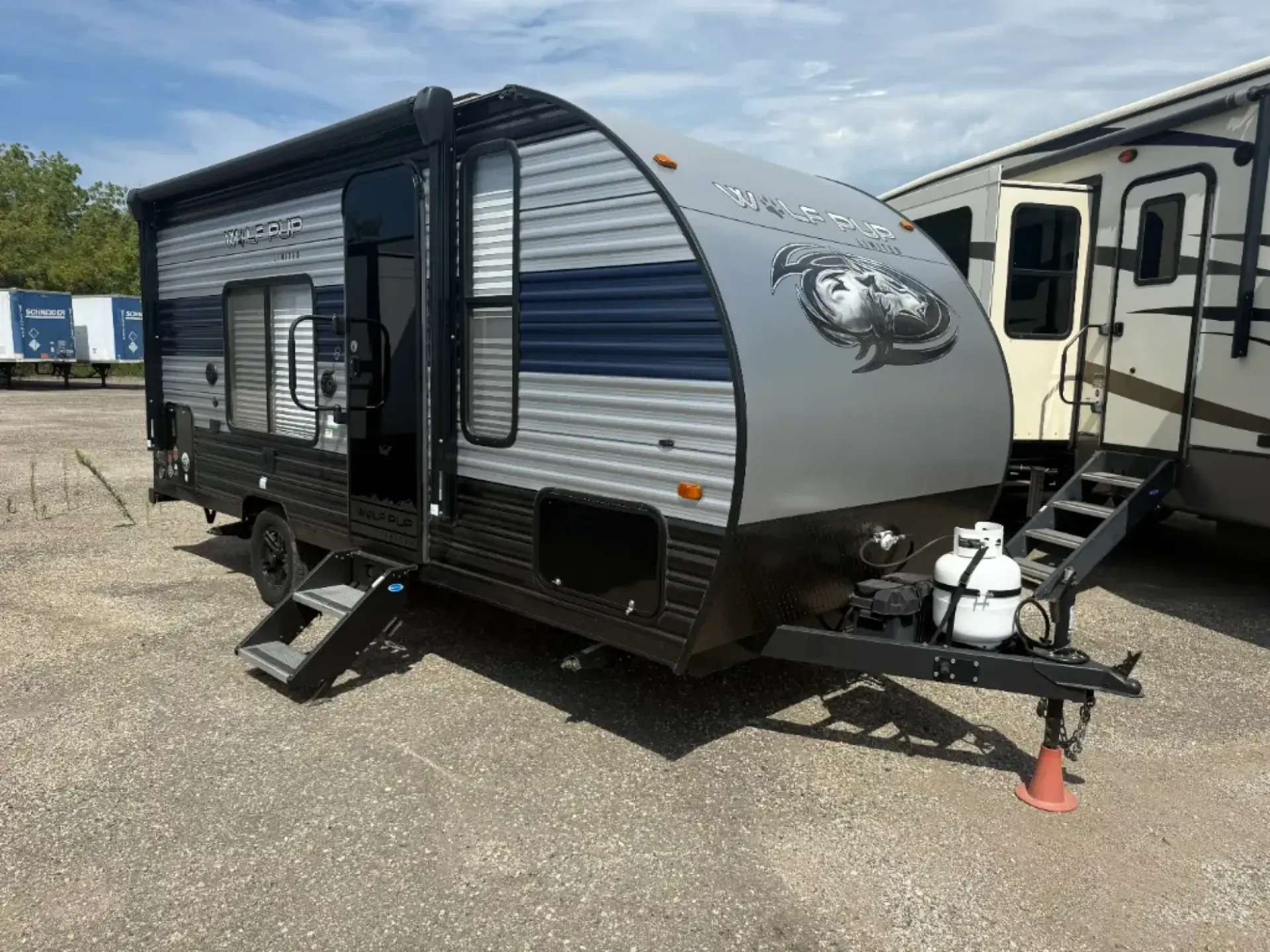 2022 Forest River Cherokee Wolf Pup 16FQ