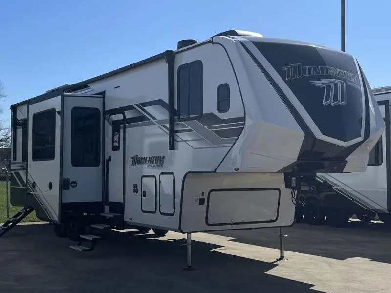 2026 Grand Design Momentum G-Class 350G - Photo 2