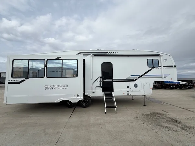 2026 Forest River Cherokee Arctic Wolf 289PANO - Photo 2