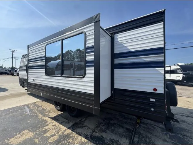 2027 Forest River Cherokee Grey Wolf 26SS — Photo 7