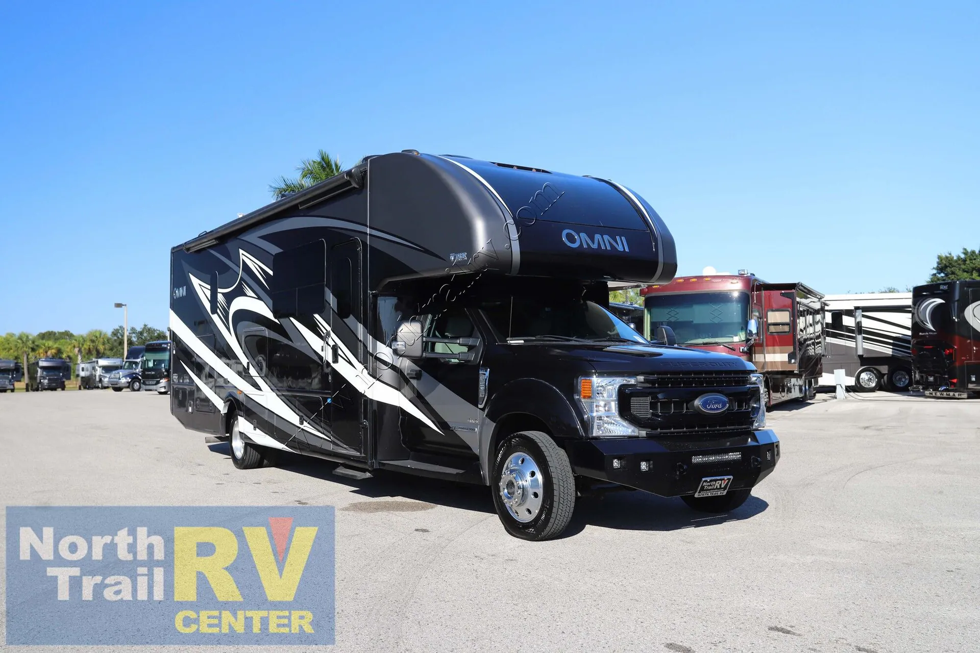 2022 Thor Motor Coach Omni SV34 - Photo 2