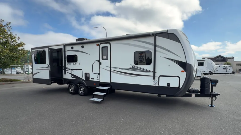 2018 Keystone Outback 298RE, Photos photo 9