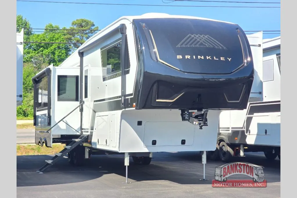 2026 Brinkley Model Z 3515 - Photo 2