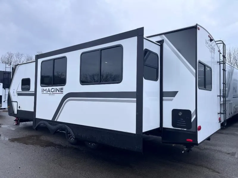 2026 Grand Design Imagine 2670MK - Photo 3