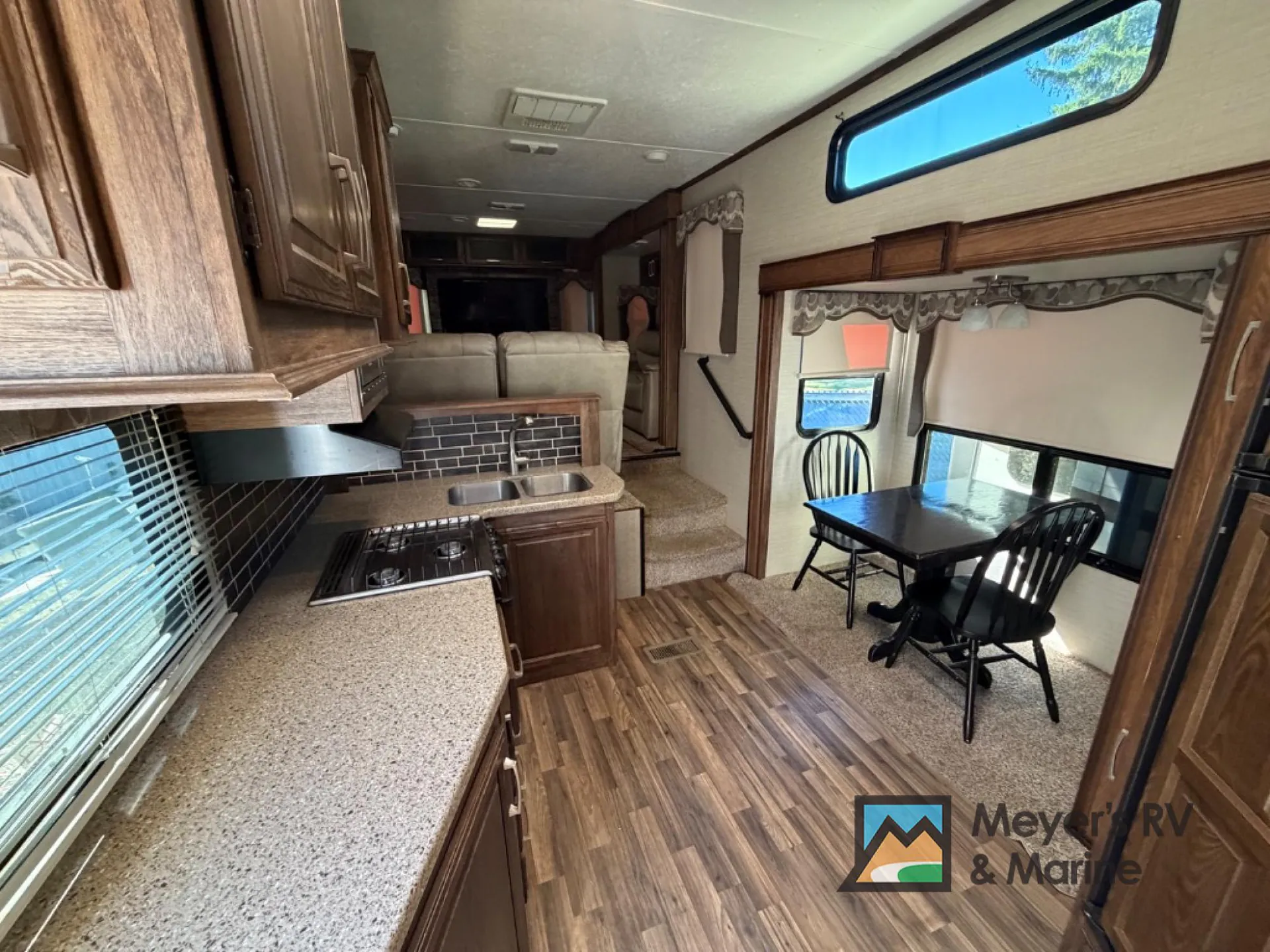 2016 Keystone Cougar 326RDS - Photo 3