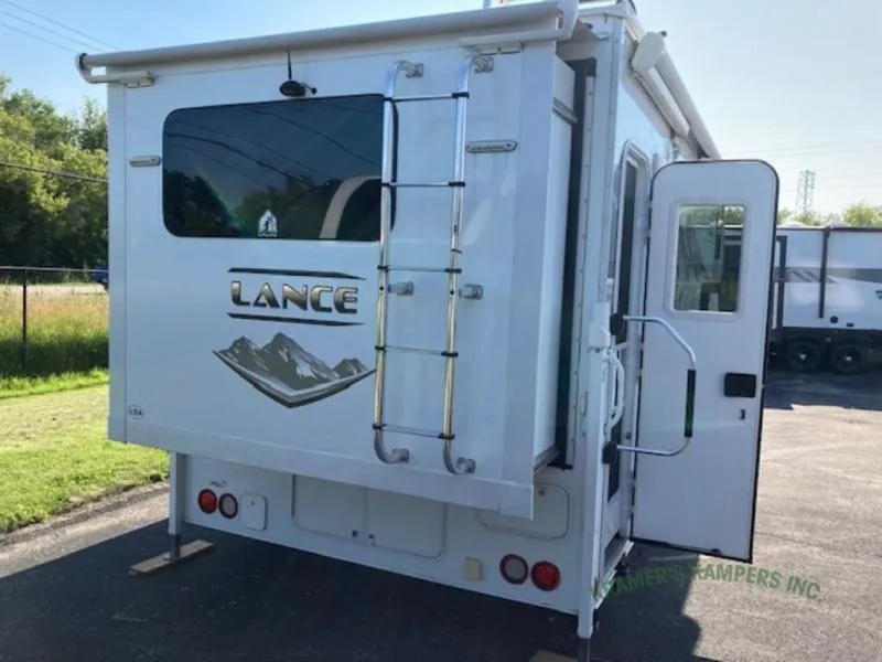 2020 Lance Lance Truck Campers Used    1172 - Photo 3