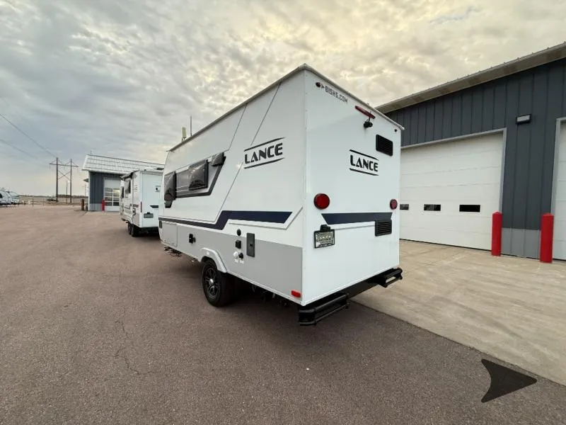 2024 Lance Lance Travel Trailers 1475 - Photo 3