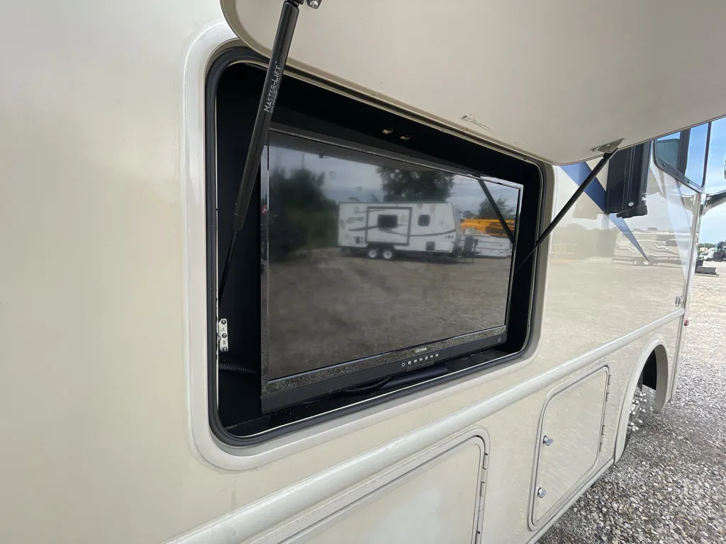 2022 Thor Motor Coach Freedom Traveler A32, Photos photo 24