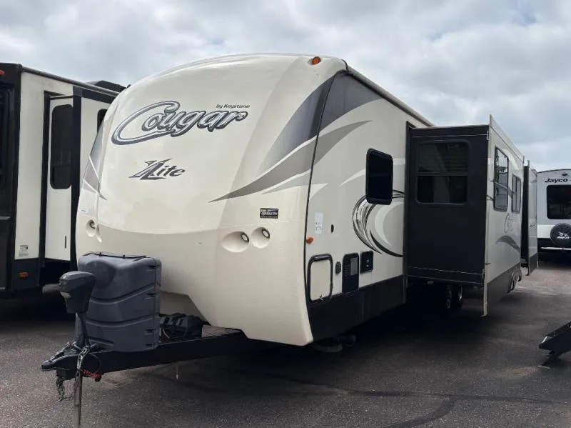 2017 Keystone RV Cougar X-Lite 32FKB - Photo 3