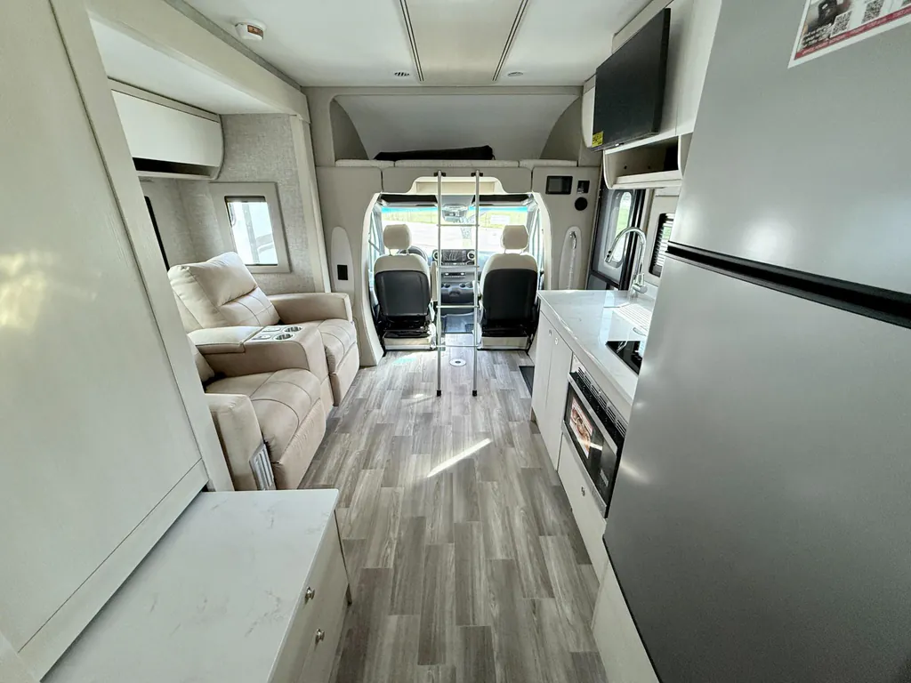 2026 Tiffin Wayfarer 25 XPW, Photos photo 8