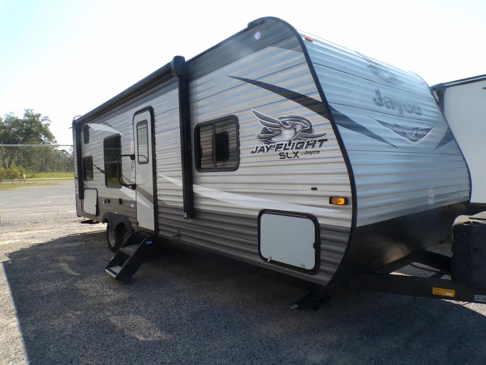 2022 Jayco Jay Flight 264BH - Photo 3