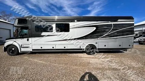 2026 Dynamax Corp DynaQuest XL 37RB, Photos photo 5