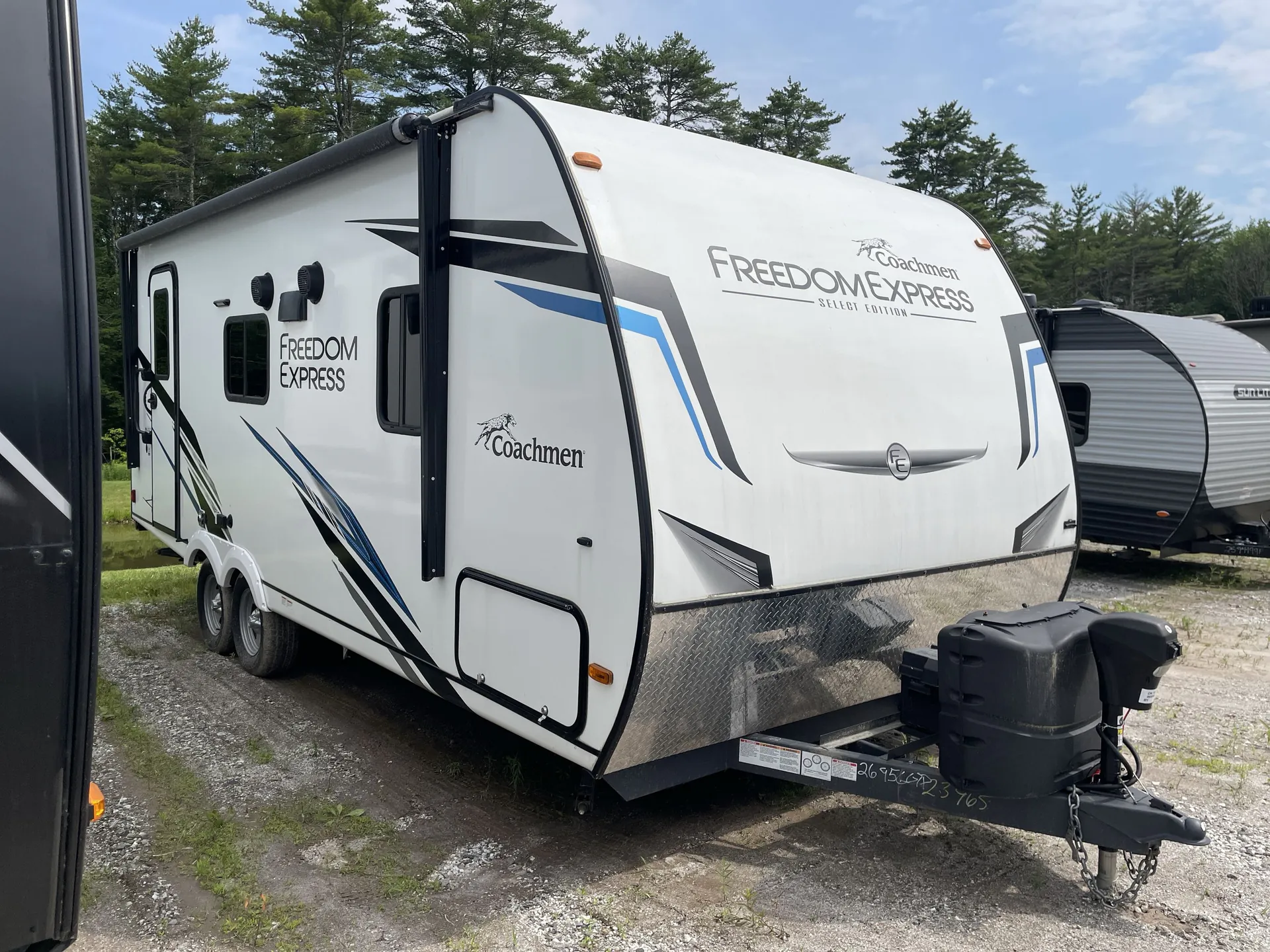 2022 Coachmen Freedom Express Select 20SE - Photo 2