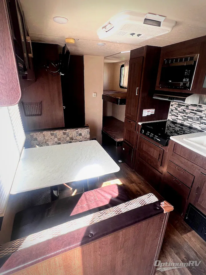 2019 Forest River Wildwood X-Lite 201BHXL — Photo 6