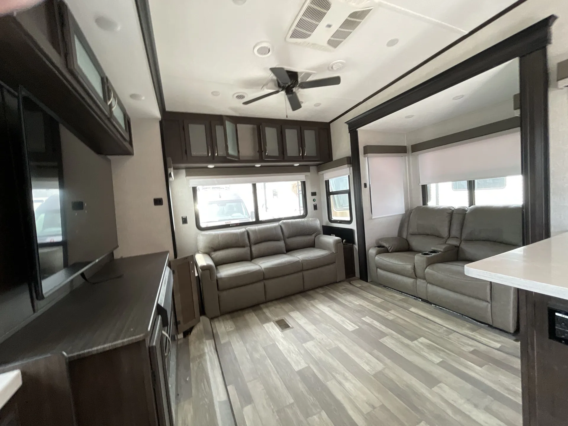 2023 Coachmen Brookstone 352RLD — living area main
